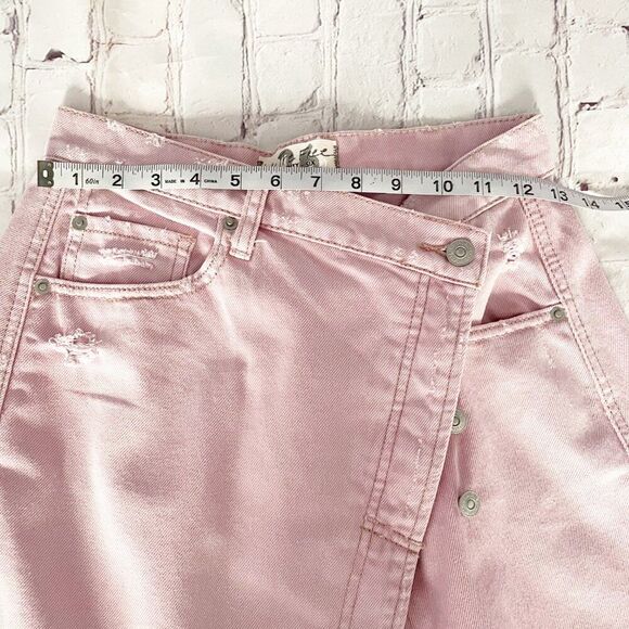 Free People Pink Light Wash Wrap Style Denim Skirt Distressed Raw Hem Slit 26 - Picture 5 of 10
